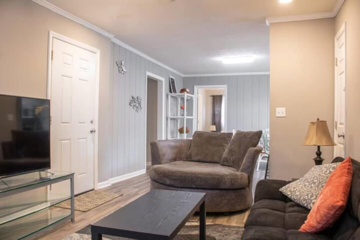The Graduation Getaway Near Downtown & Benning Villa Columbus Ngoại thất bức ảnh